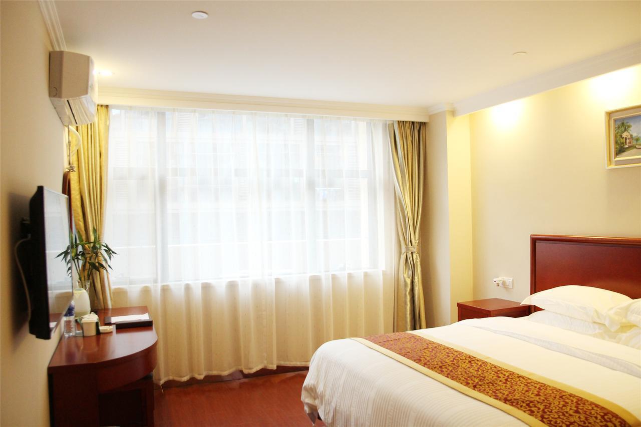 Greentree Inn Jiangsu Zhenjiang Danyang East Gate Danjin Road Zhenxing Road Business Hotel Exterior photo